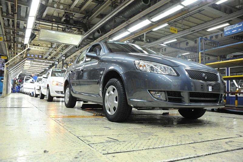  تولید و عرضه خودرو در ایران خودرو روی ریل توسعه قرار گرفت