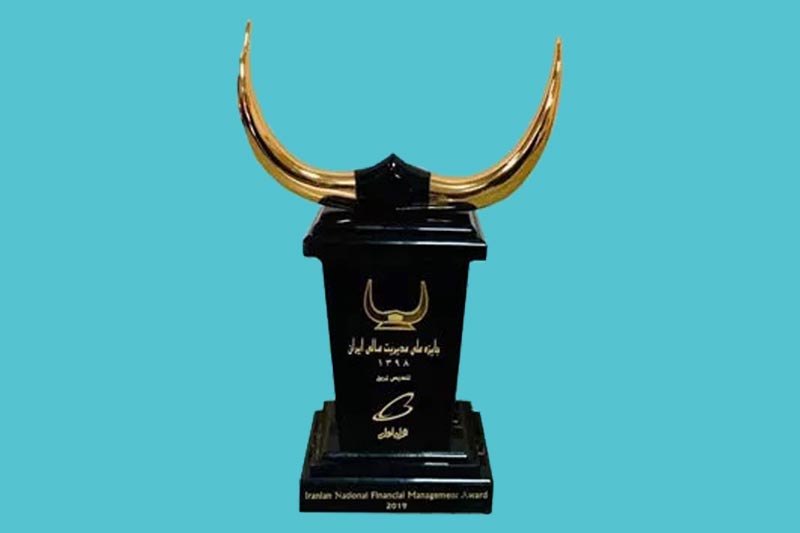  همراه اول تندیس زرین «جایزه ملی مدیریت مالی ایران» را دریافت کرد
